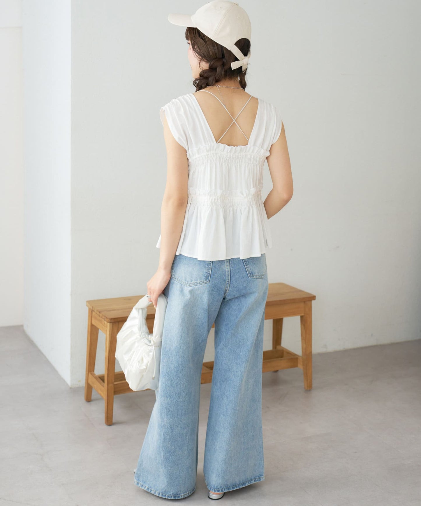 umm. By Discoat 褶褶絲帶 Sleeveless - Image 24