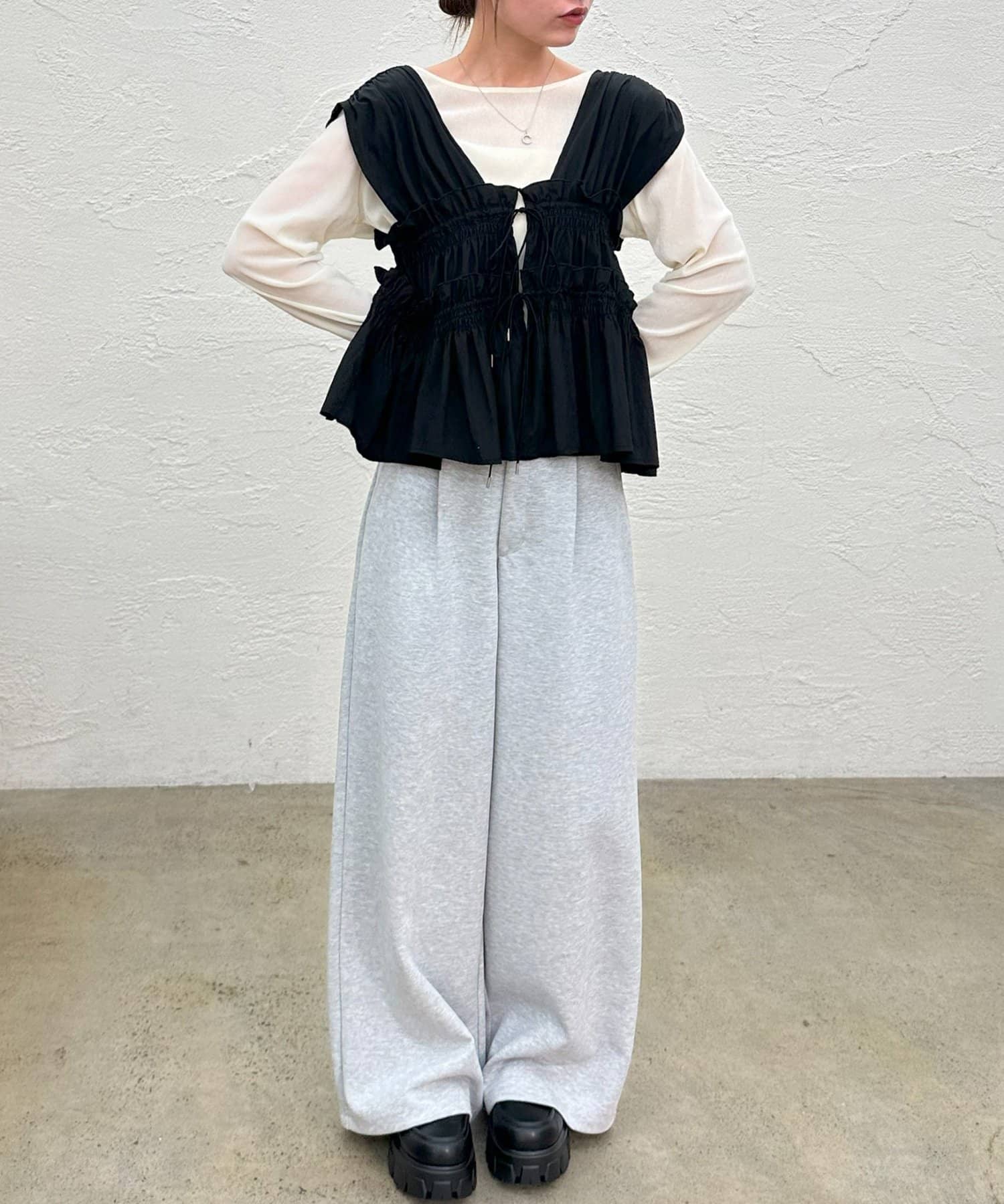 umm. By Discoat 褶褶絲帶 Sleeveless - Image 65