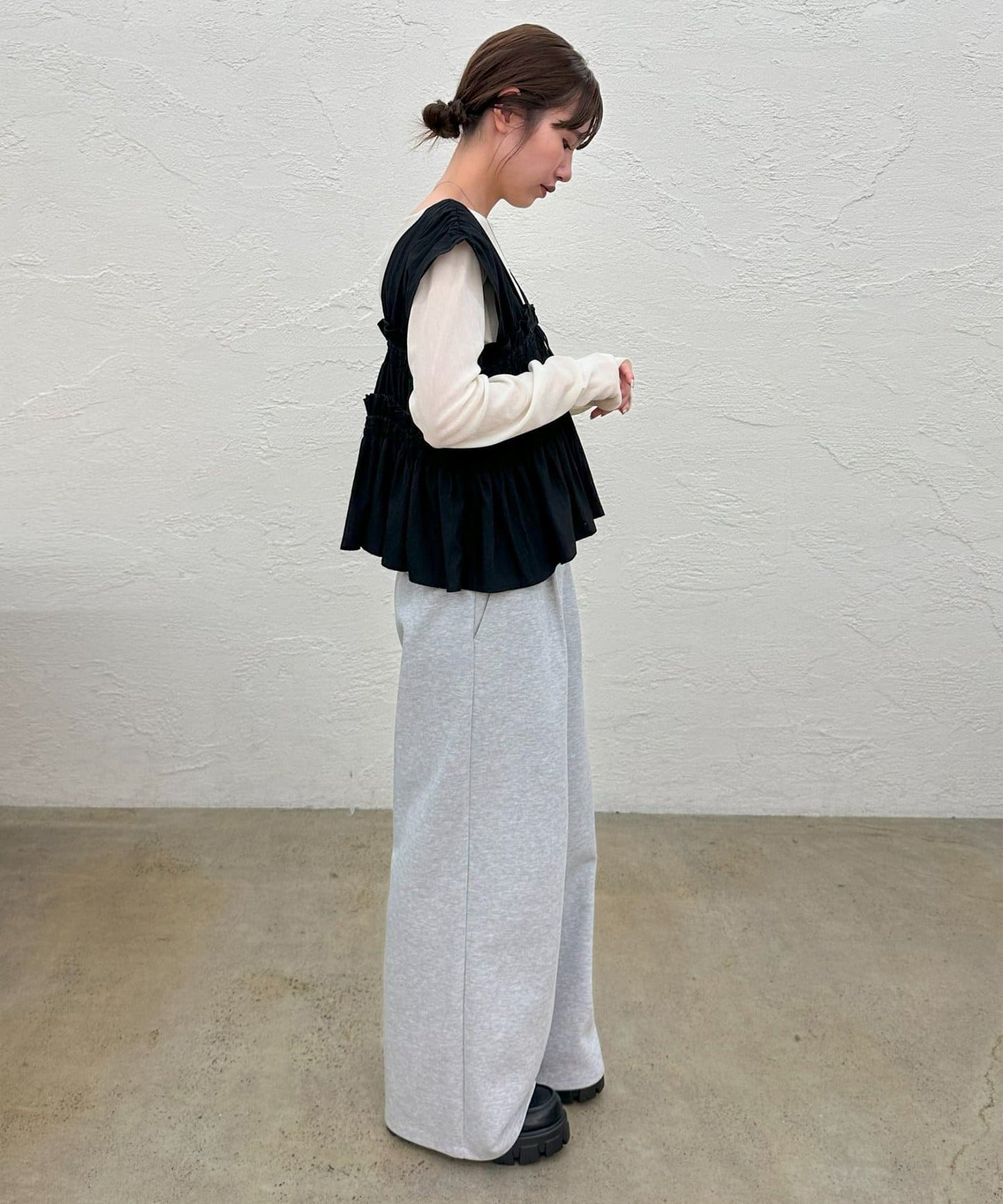 umm. By Discoat 褶褶絲帶 Sleeveless - Image 66