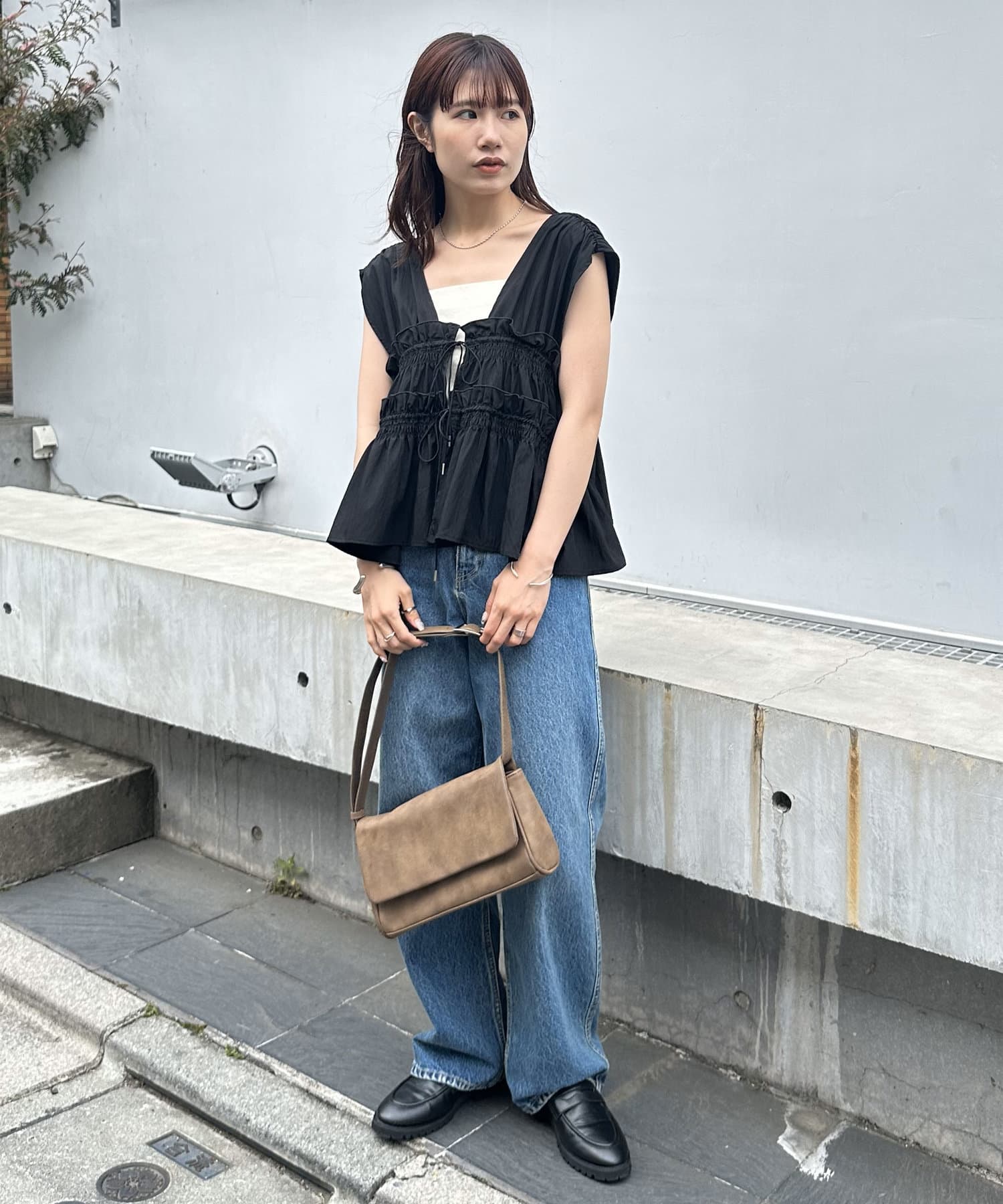 umm. By Discoat 褶褶絲帶 Sleeveless - Image 69