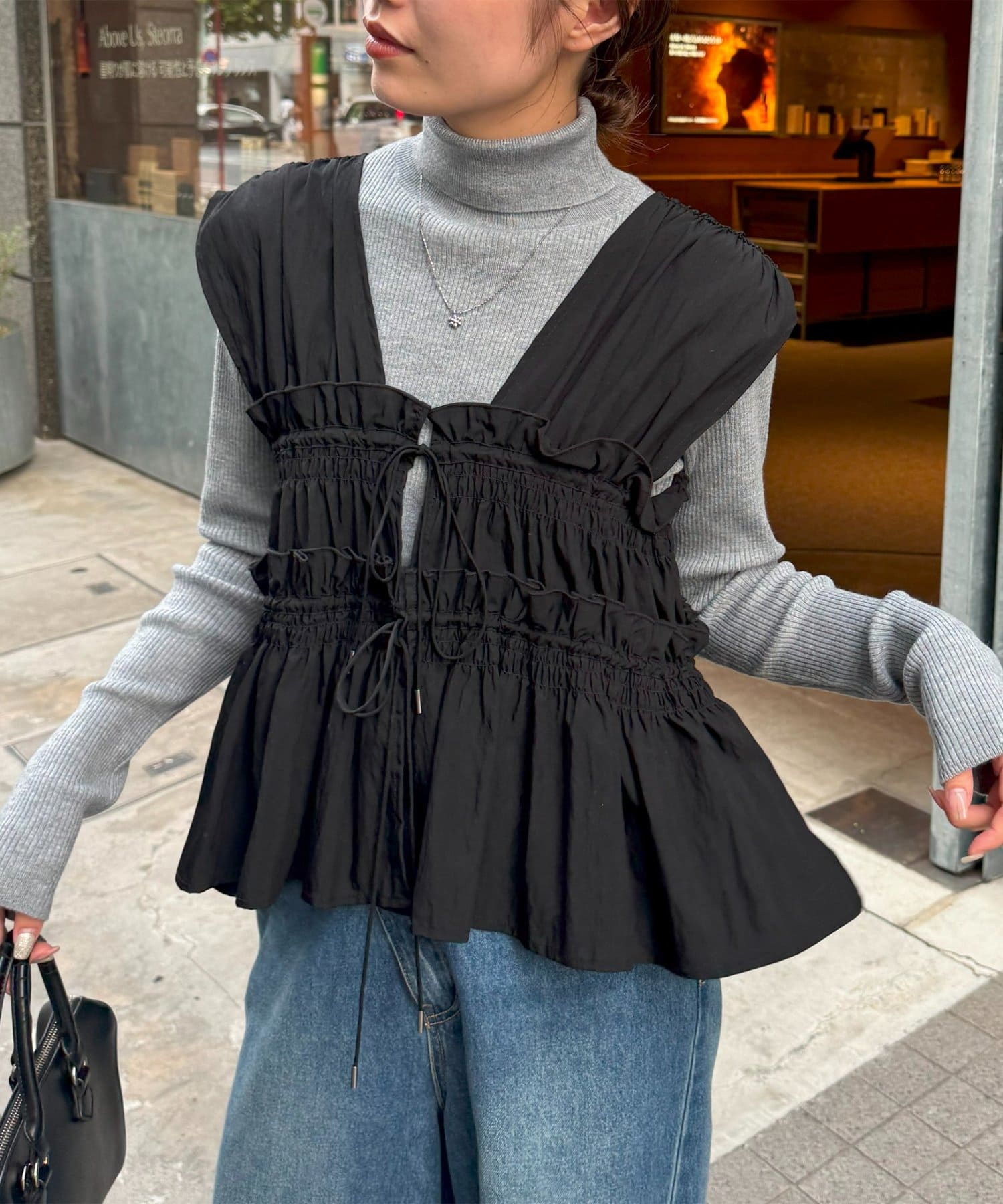 umm. By Discoat 褶褶絲帶 Sleeveless - Image 57