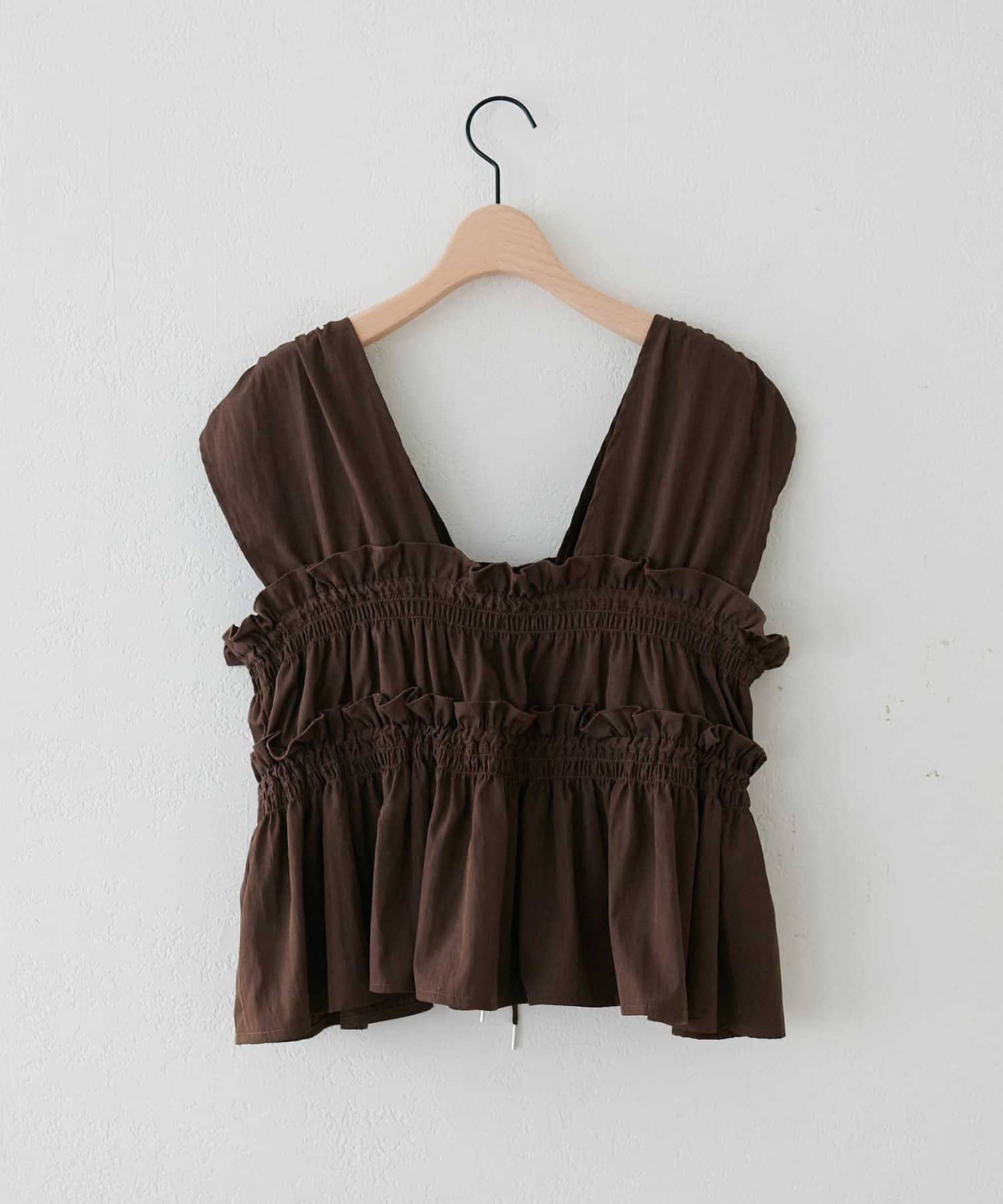 umm. By Discoat 褶褶絲帶 Sleeveless - Image 105