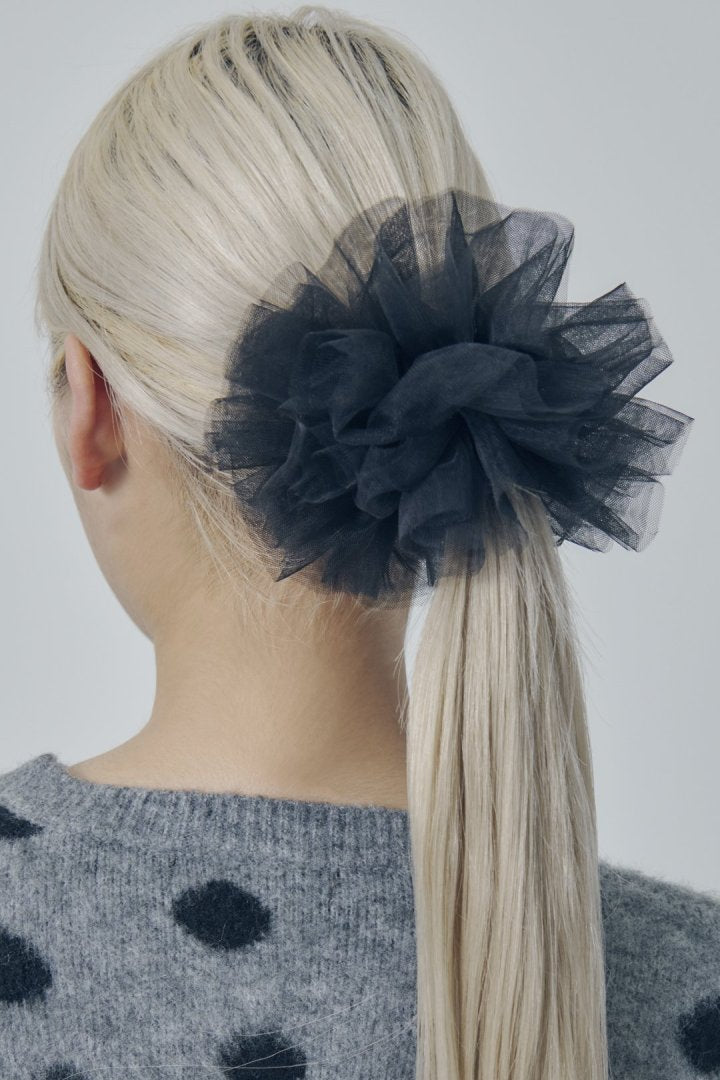 GOLDY Tulle orb scrunchie - black