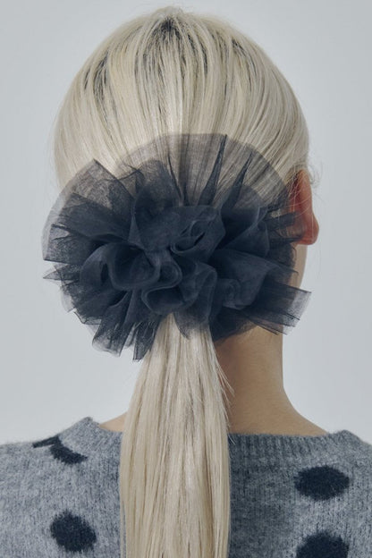 GOLDY Tulle orb scrunchie - Image 10