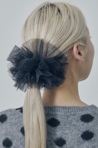 GOLDY Tulle orb scrunchie - Image 11