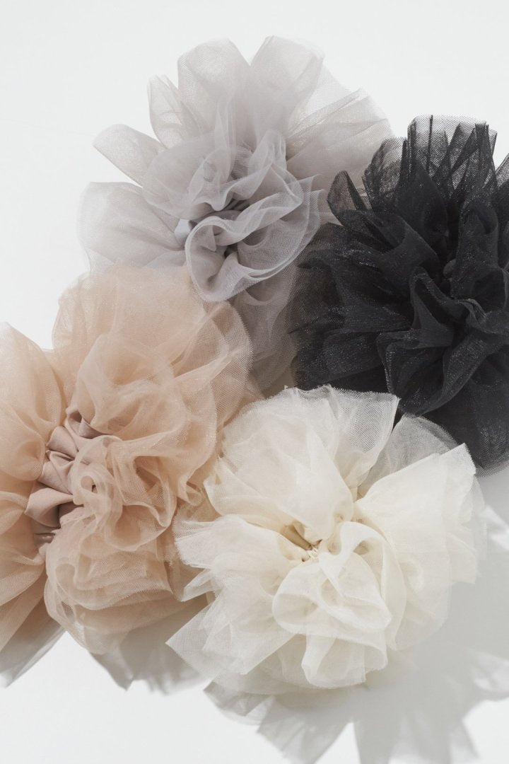 GOLDY Tulle orb scrunchie - Image 14