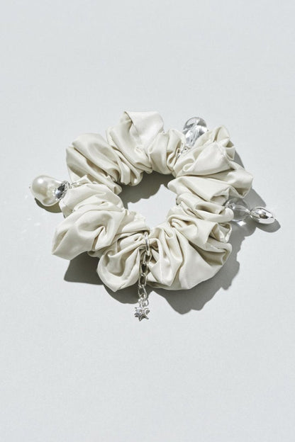 GOLDY glow charm satin scrunchie - Image 2