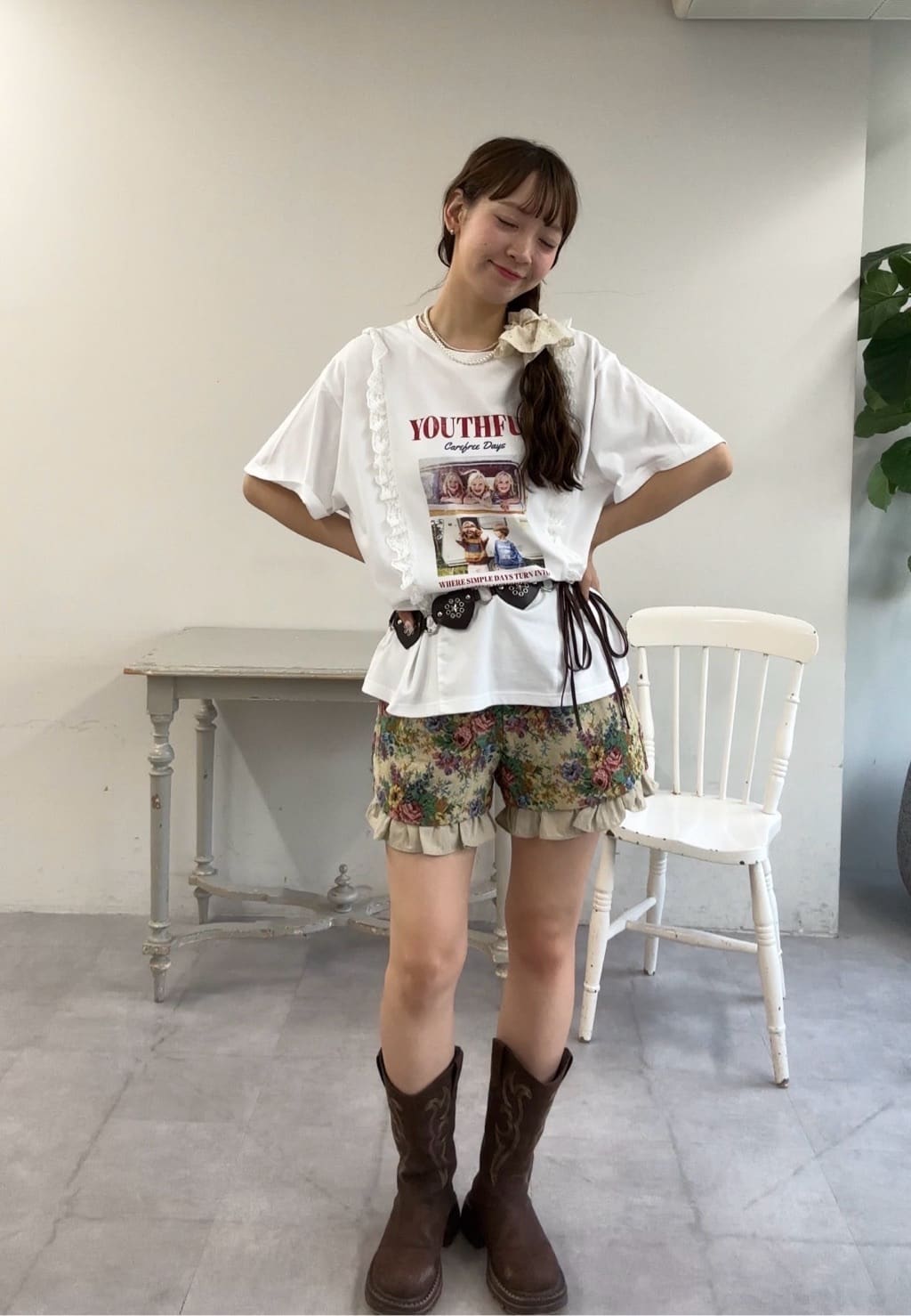 w closet Logo Lace Tee - Image 48