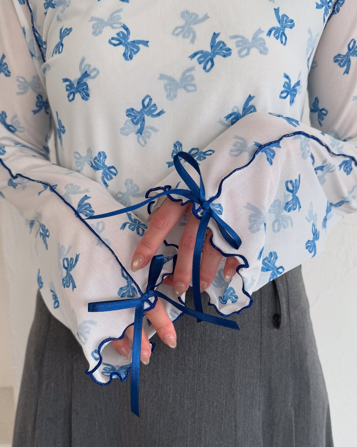 Kutir Ribbon高領sheer top