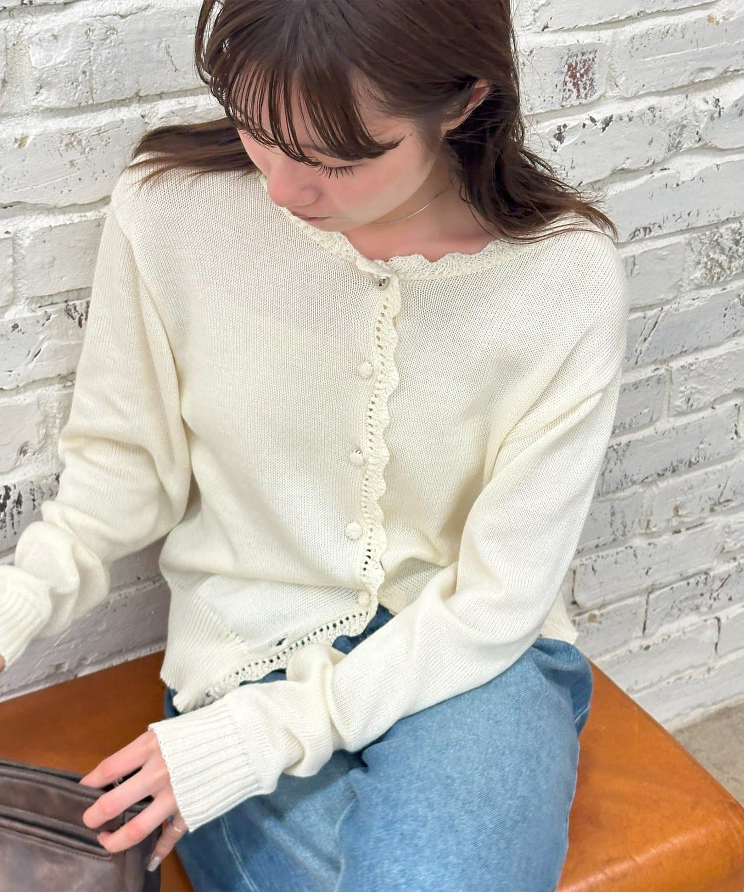 umm. By Discoat 心心紐Cardigan - Image 13