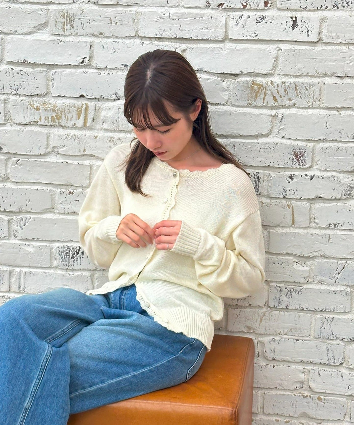 umm. By Discoat 心心紐Cardigan - Image 14