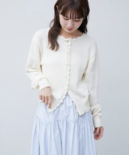 umm. By Discoat 心心紐Cardigan - Image 3