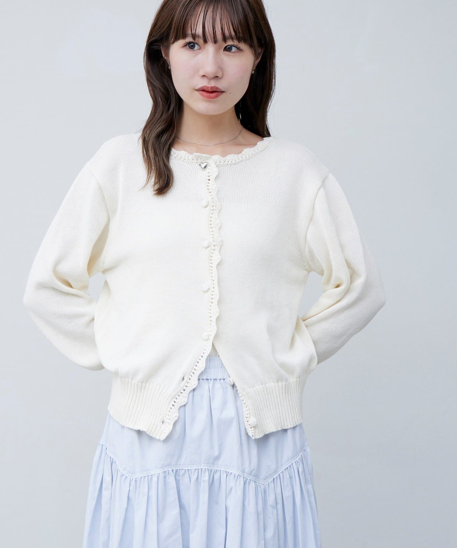 umm. By Discoat 心心紐Cardigan - Image 6