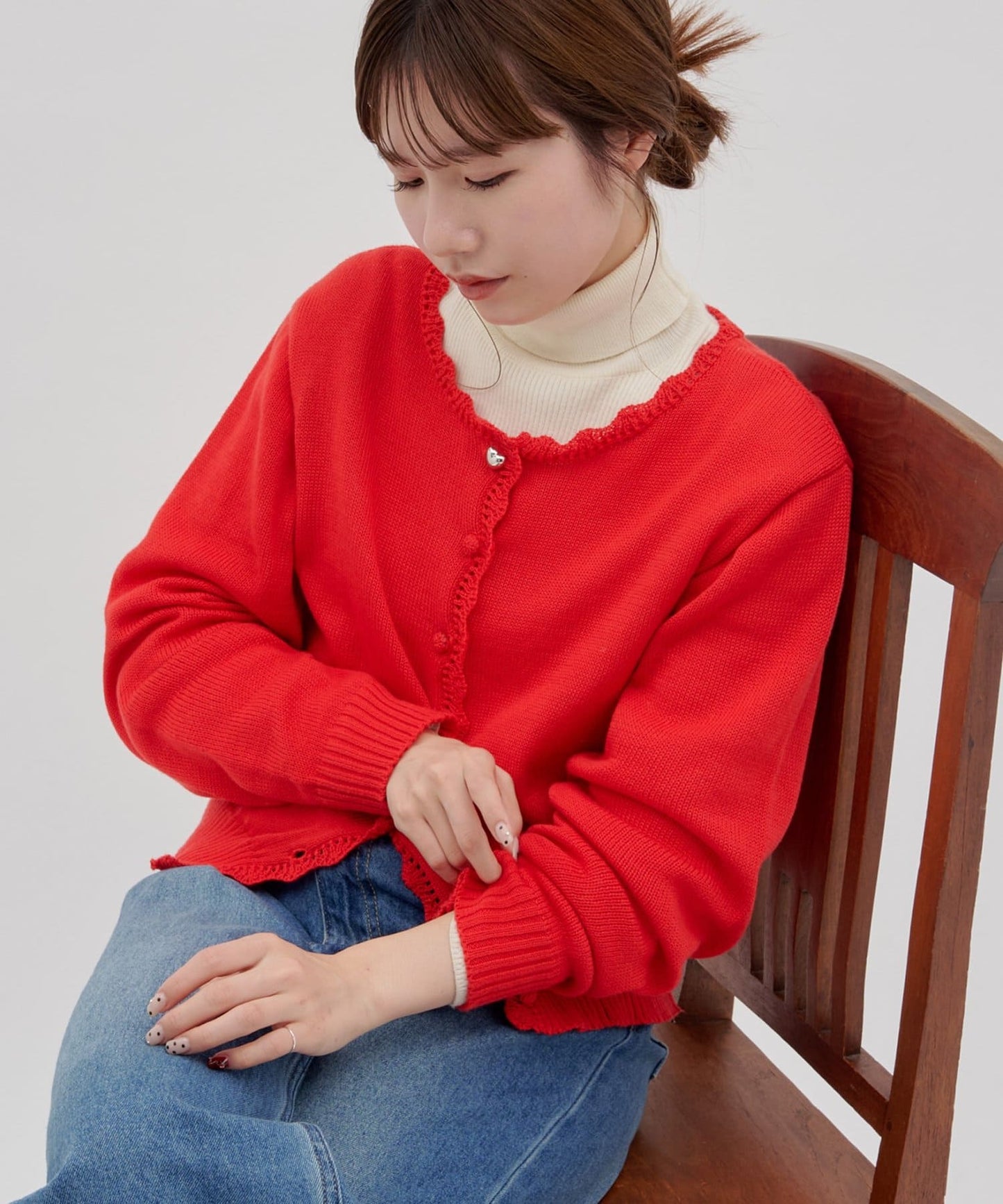 umm. By Discoat 心心紐Cardigan - Image 1