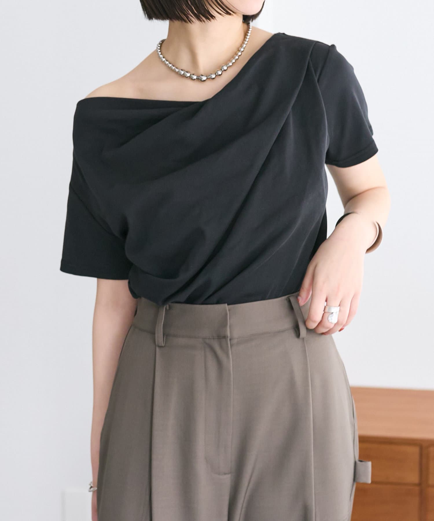 Mystic Off-shoulder T-shirt - Image 59