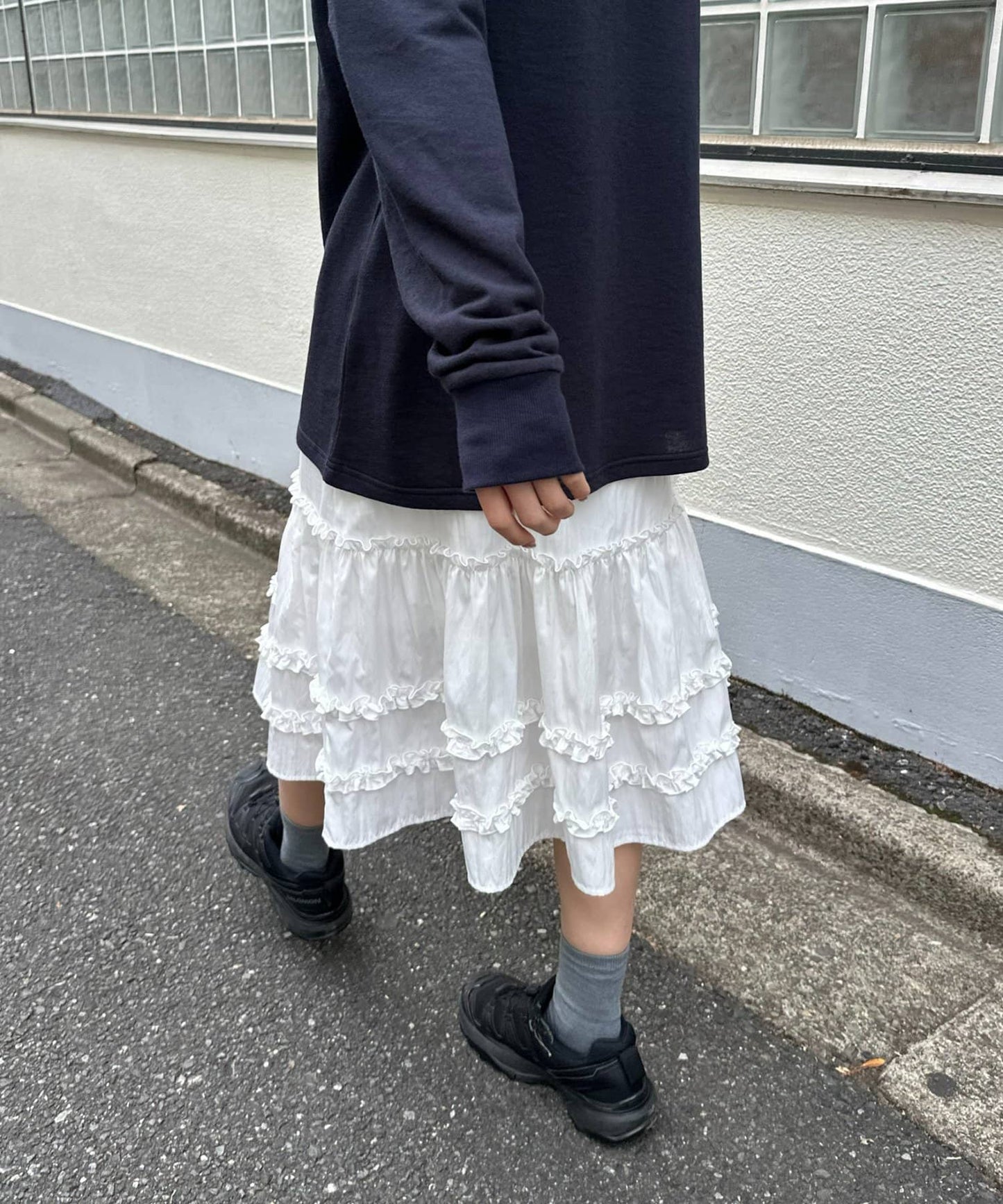 umm. By Discoat Tiered midi skirt - Image 6