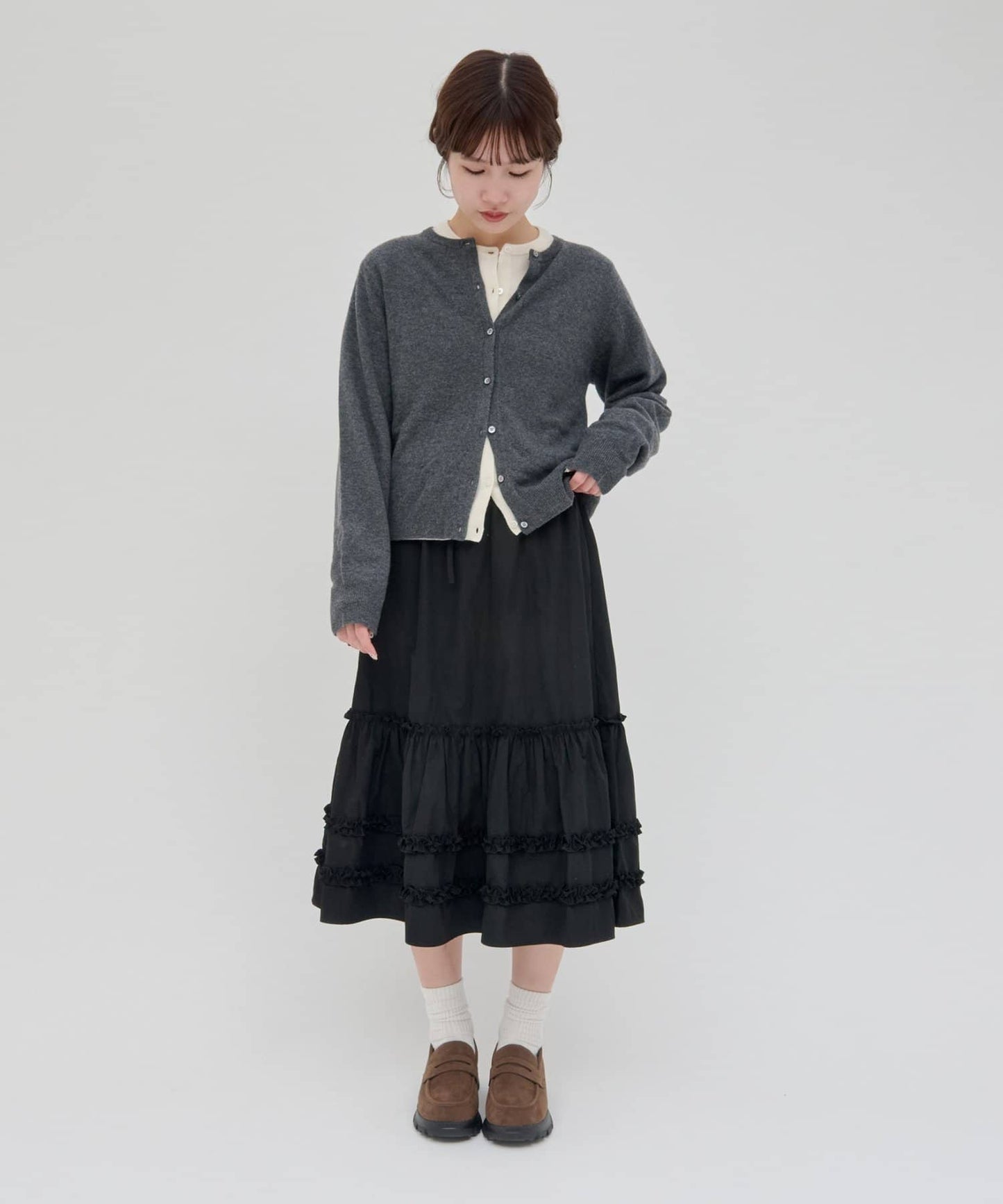 umm. By Discoat Tiered midi skirt - Image 25