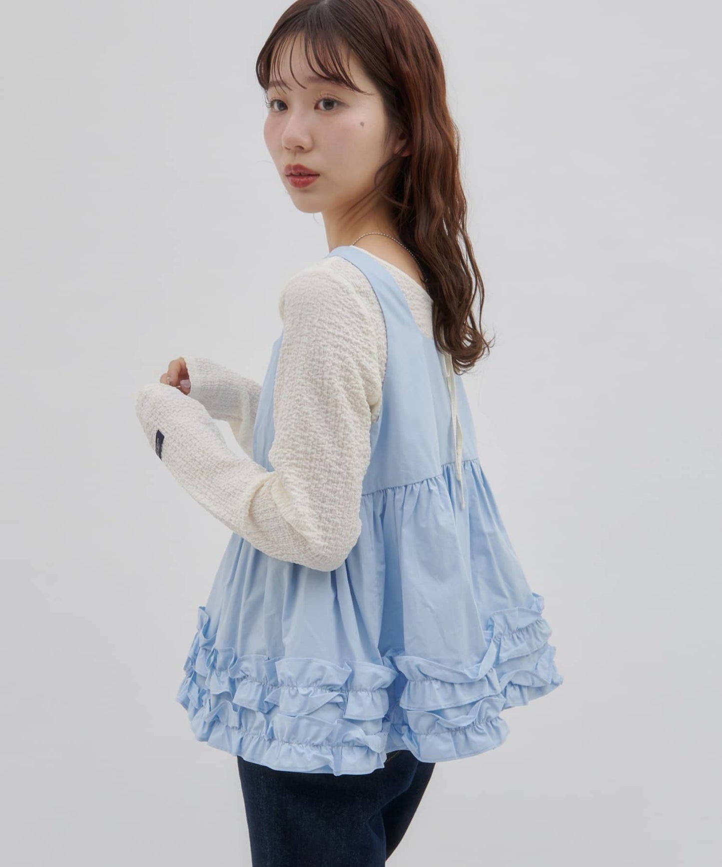 umm. by DISCOAT Frill hem sleeveless blouse - Image 1