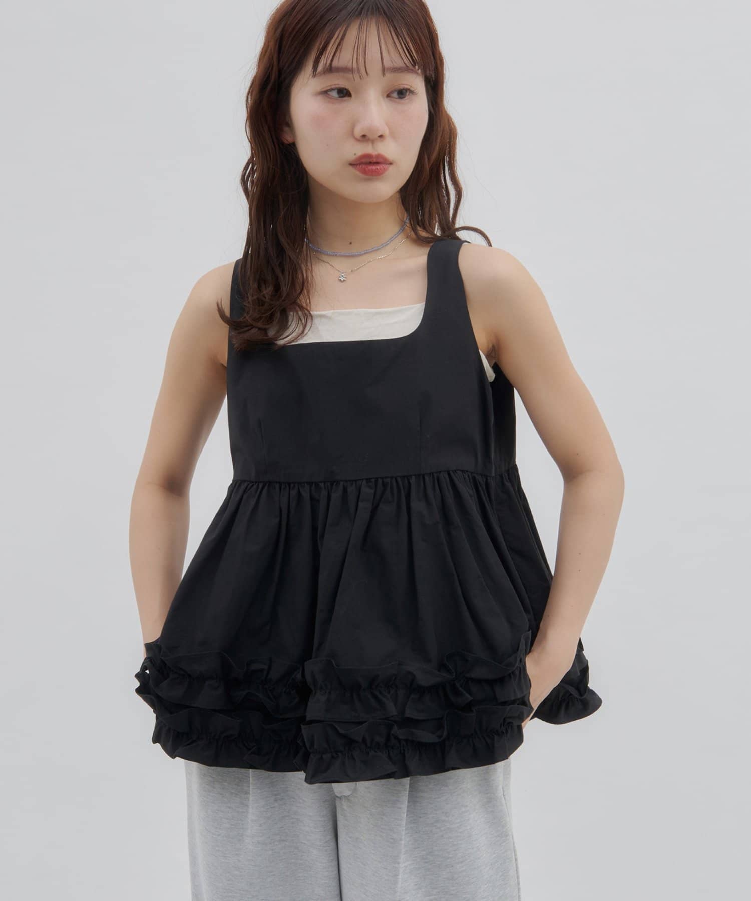 umm. by DISCOAT Frill hem sleeveless blouse - Image 3