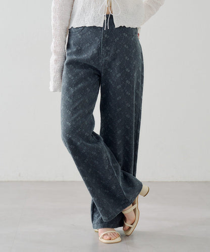 Kastane [Straight] floral embroidered denim - Image 35