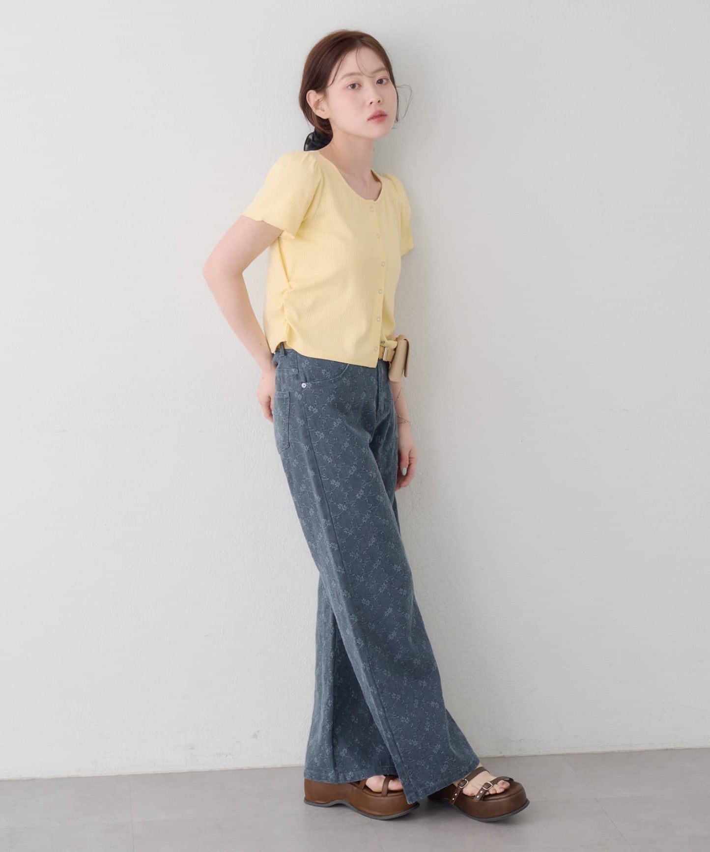 Kastane [Straight] floral embroidered denim - Image 39