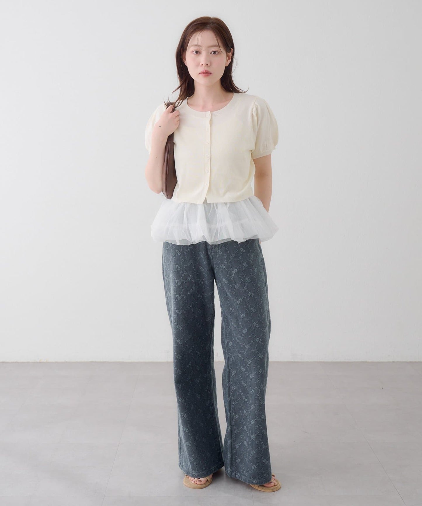 Kastane [Straight] floral embroidered denim - Image 41