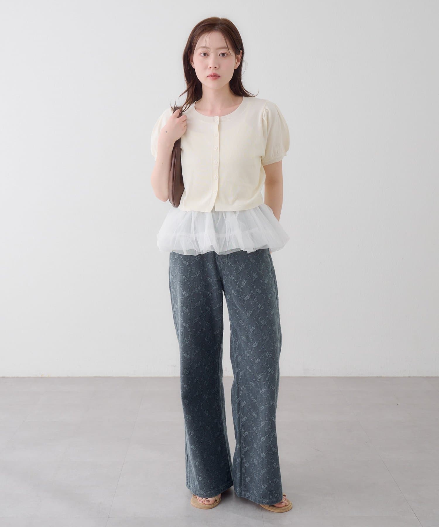 Kastane [Straight] floral embroidered denim - Image 41