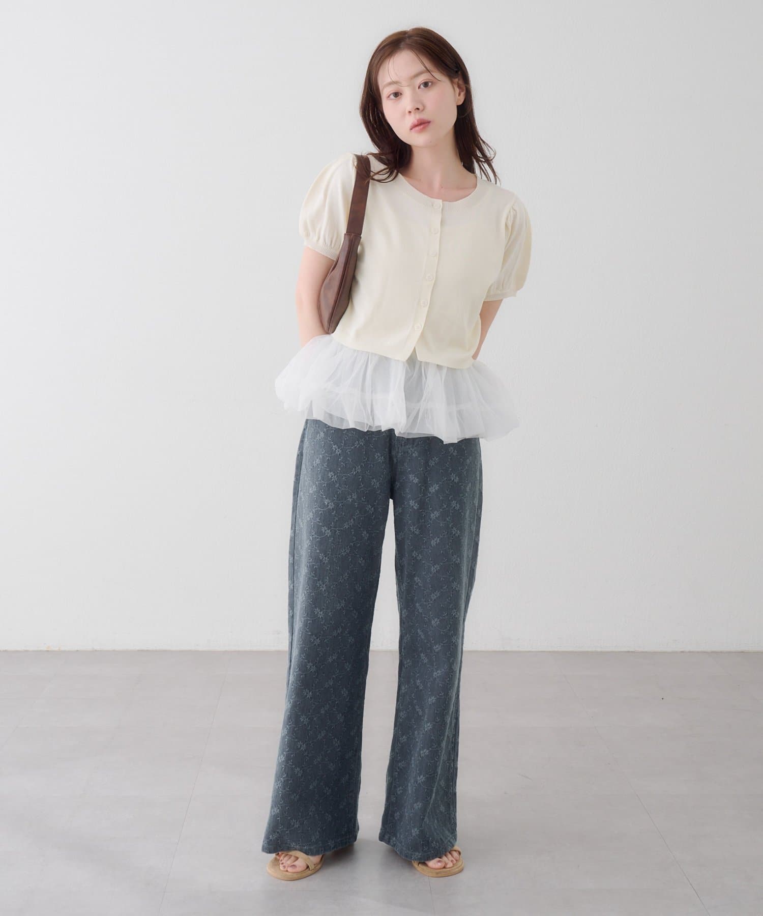 Kastane [Straight] floral embroidered denim - Image 42