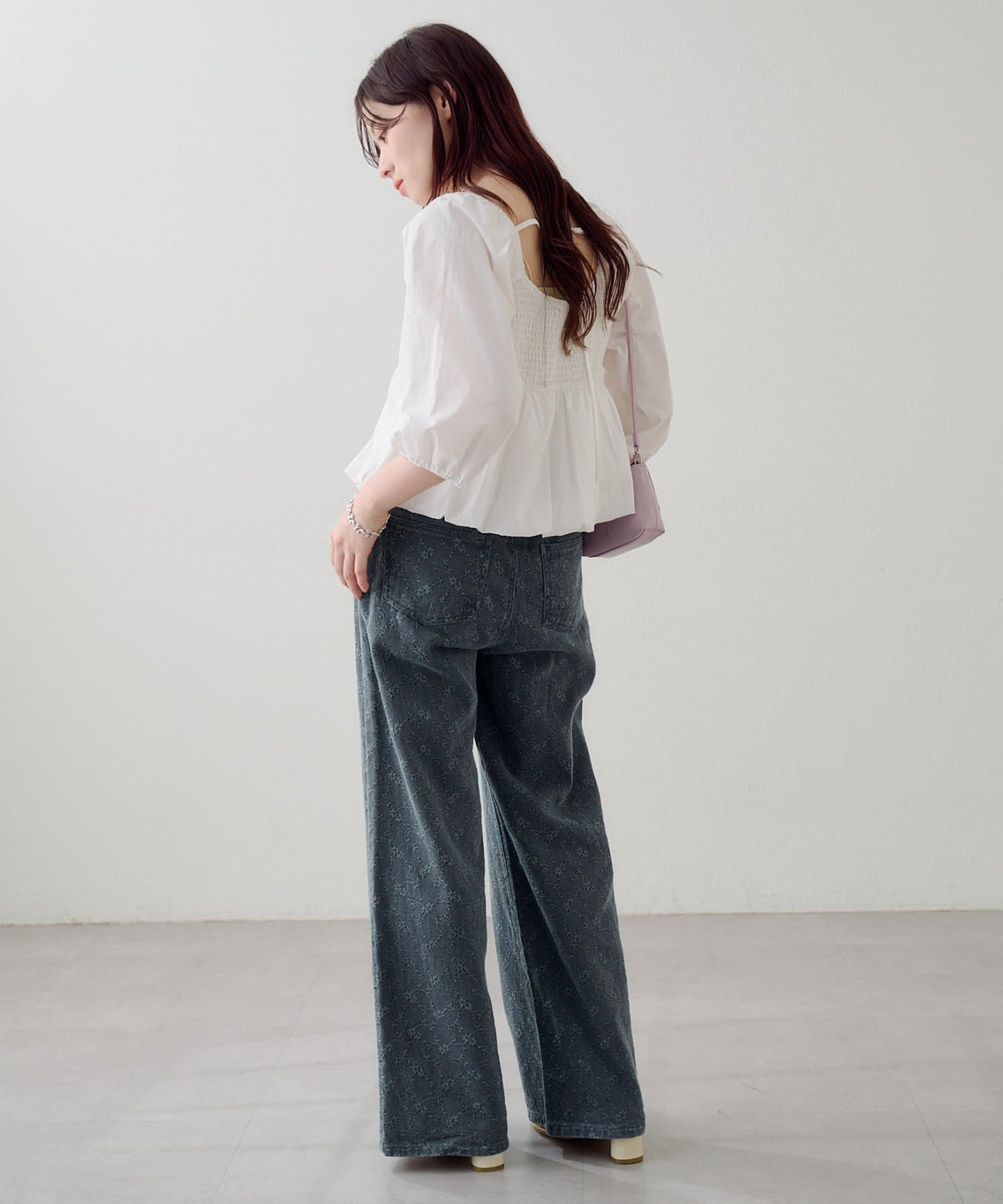 Kastane [Straight] floral embroidered denim - Image 54