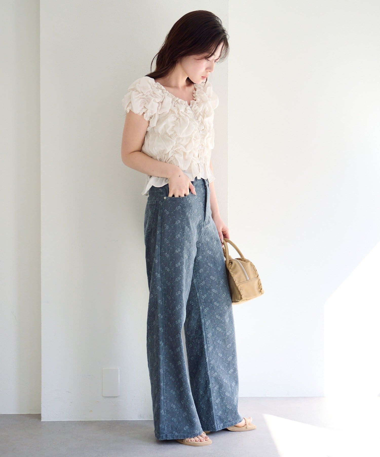 Kastane [Straight] floral embroidered denim - Image 57