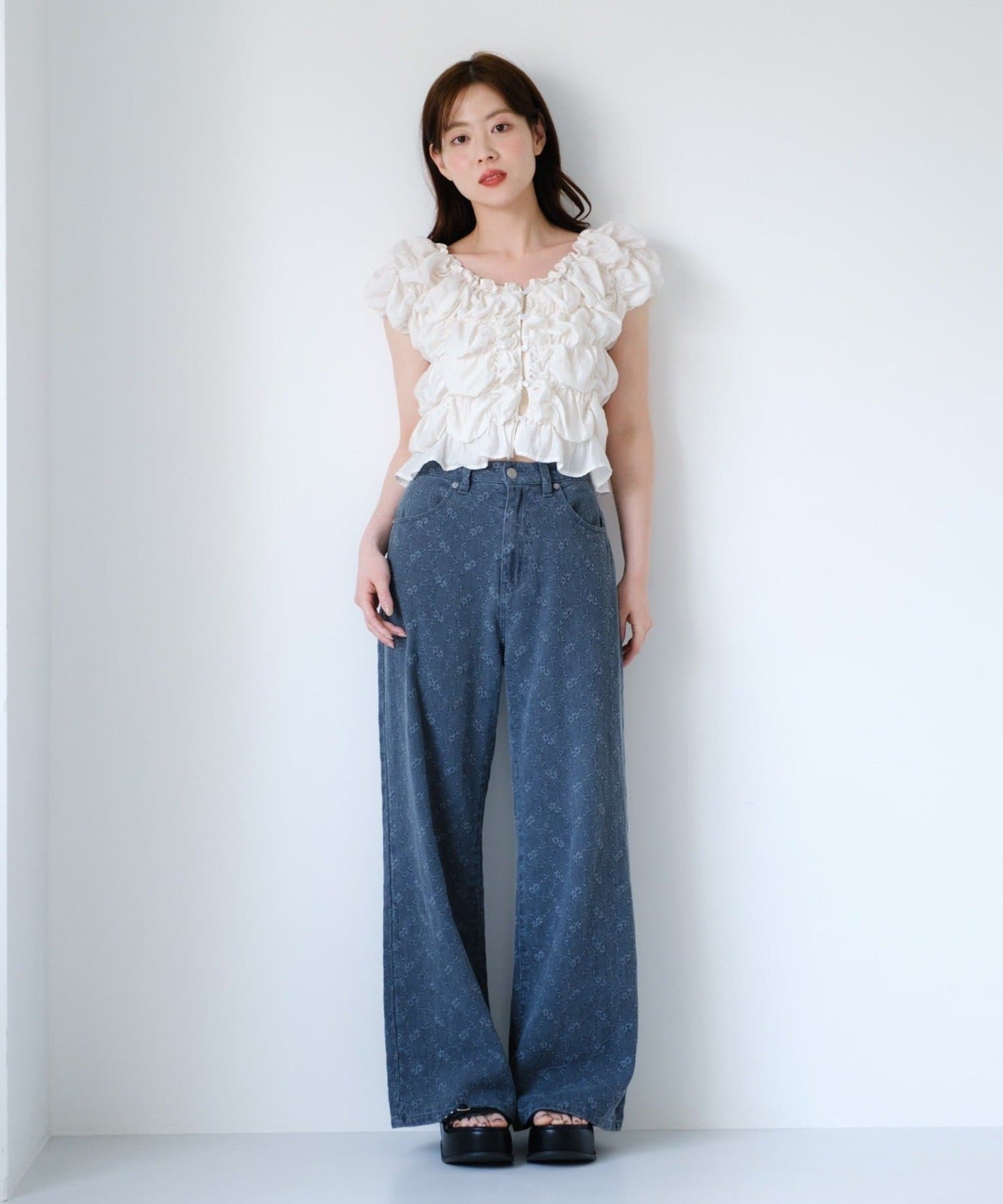 Kastane [Straight] floral embroidered denim - Image 60