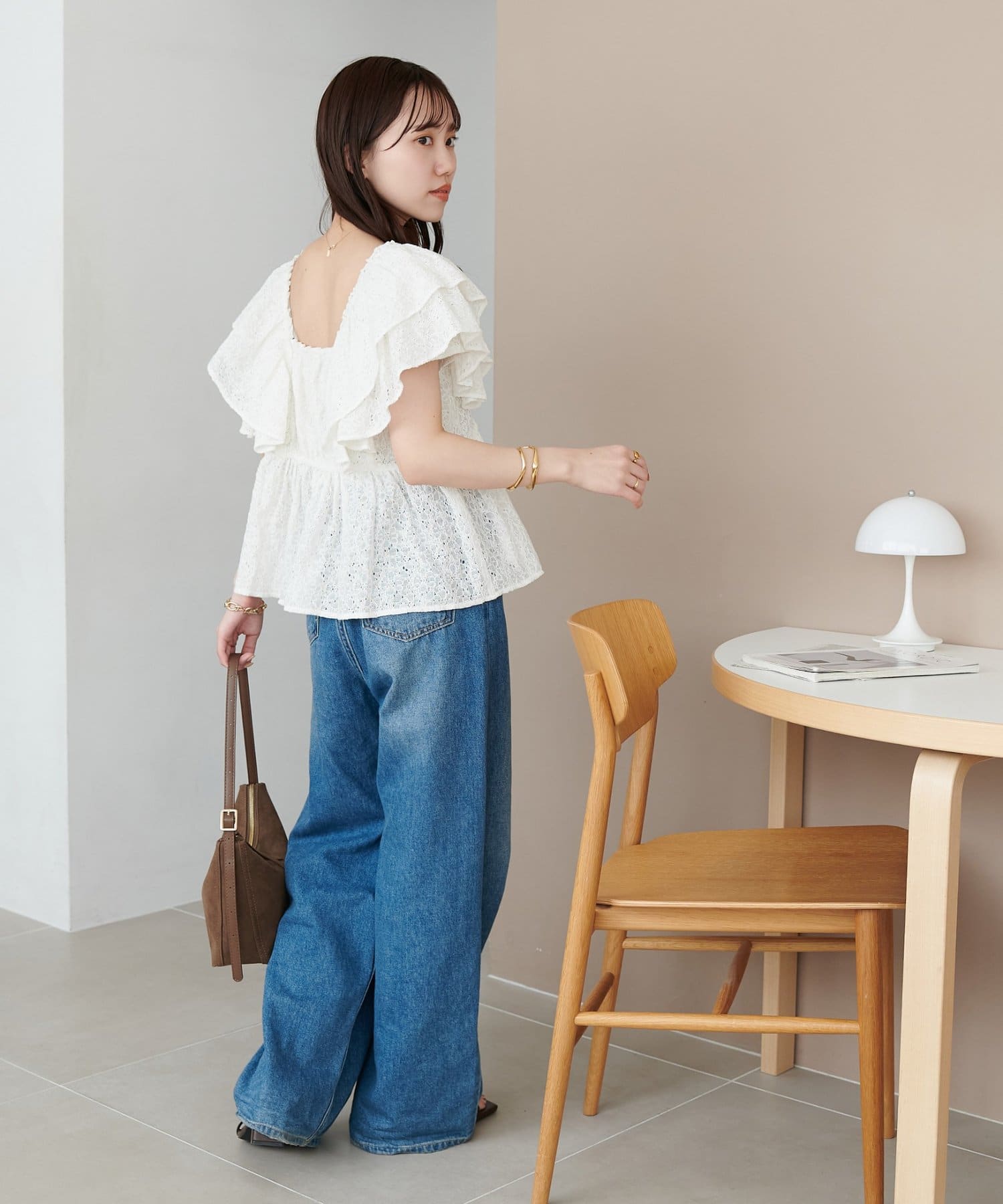 Discoat Lace 荷葉邊 blouse - Image 13