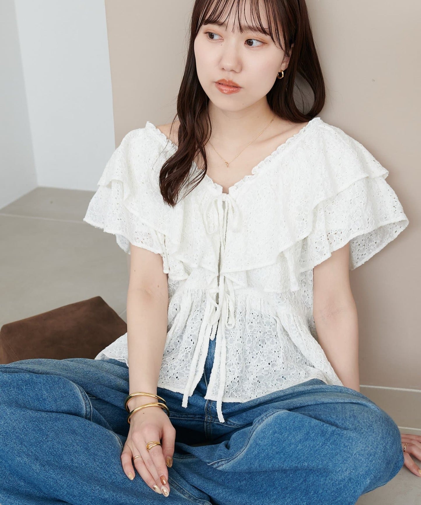 Discoat Lace 荷葉邊 blouse - Image 4