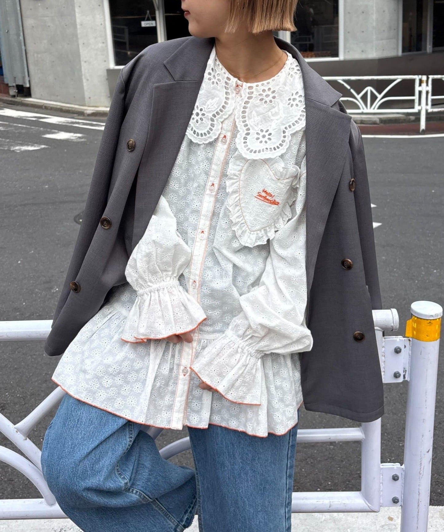 HELLO.SANFRANCISCO Frill lace tunic blouse - Image 4