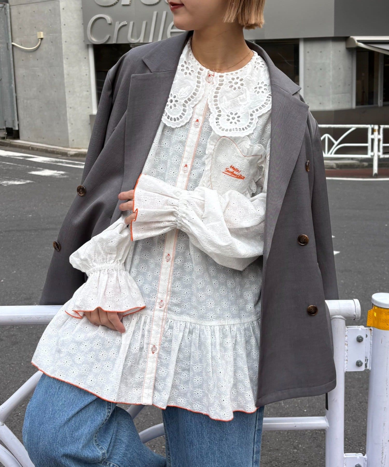 HELLO.SANFRANCISCO Frill lace tunic blouse - Image 5