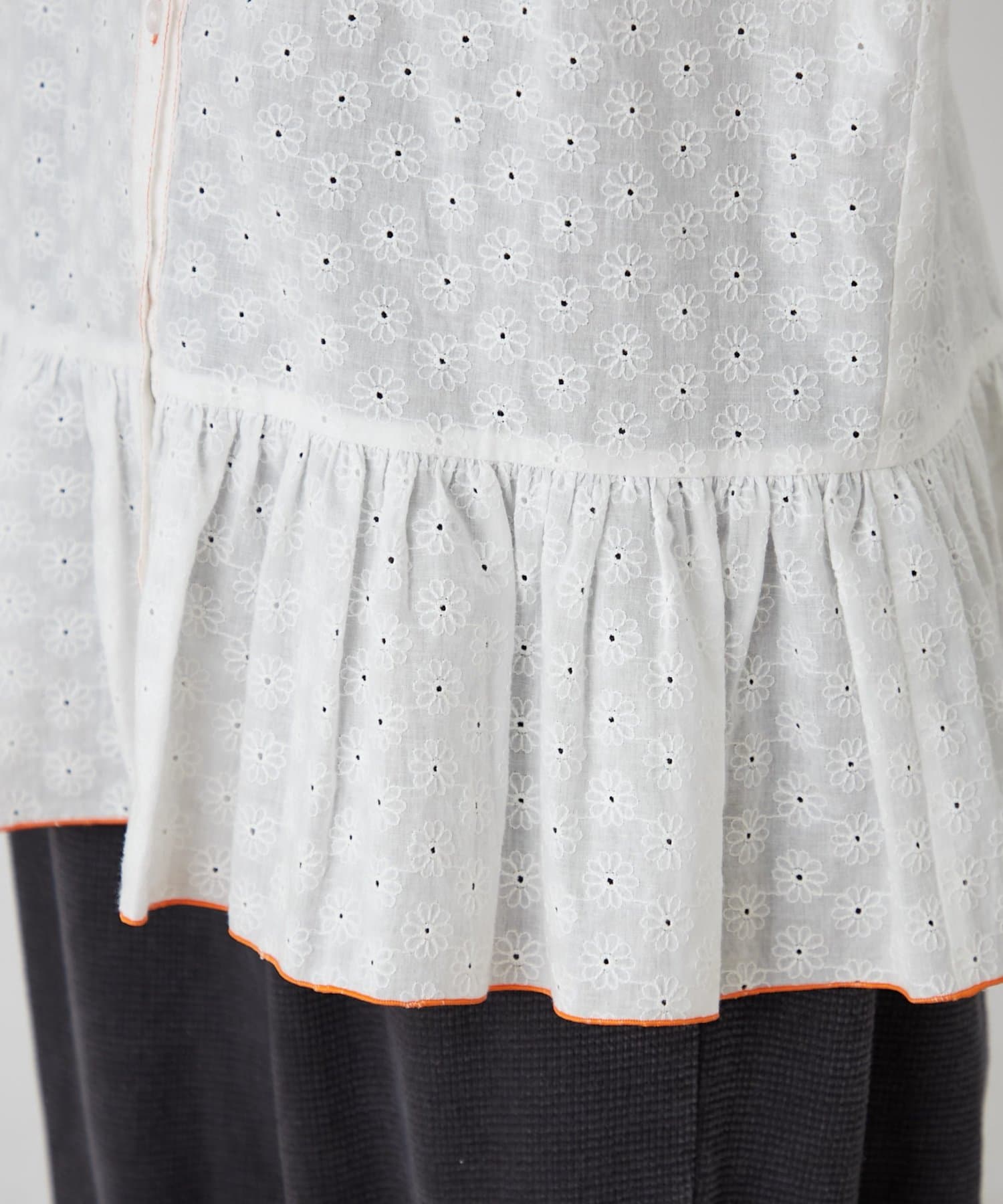 HELLO.SANFRANCISCO Frill lace tunic blouse - Image 32