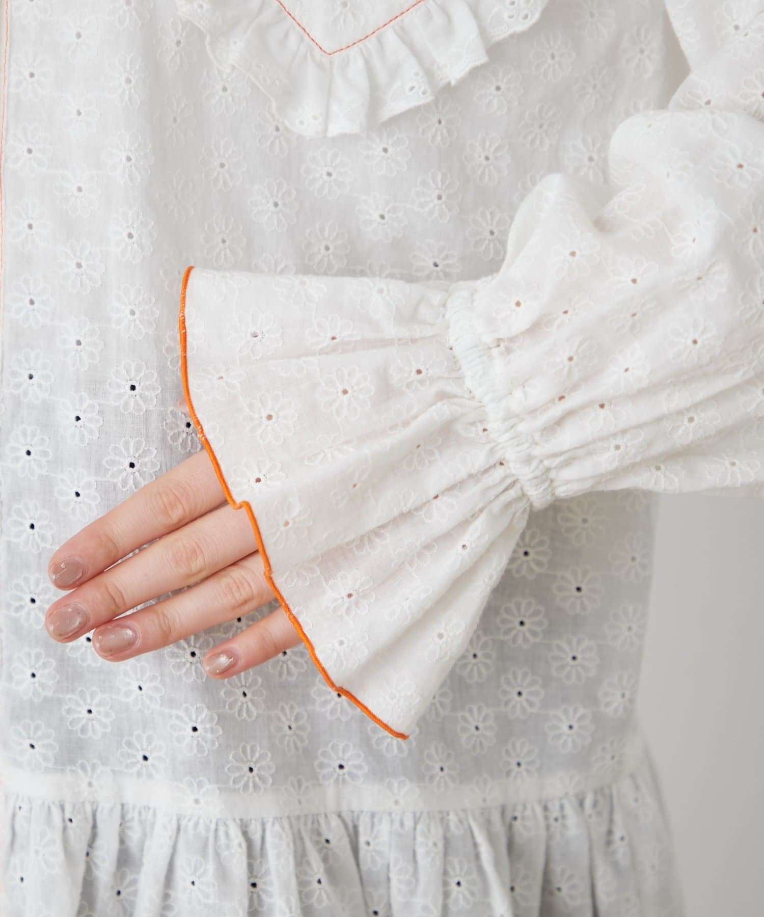 HELLO.SANFRANCISCO Frill lace tunic blouse - Image 33