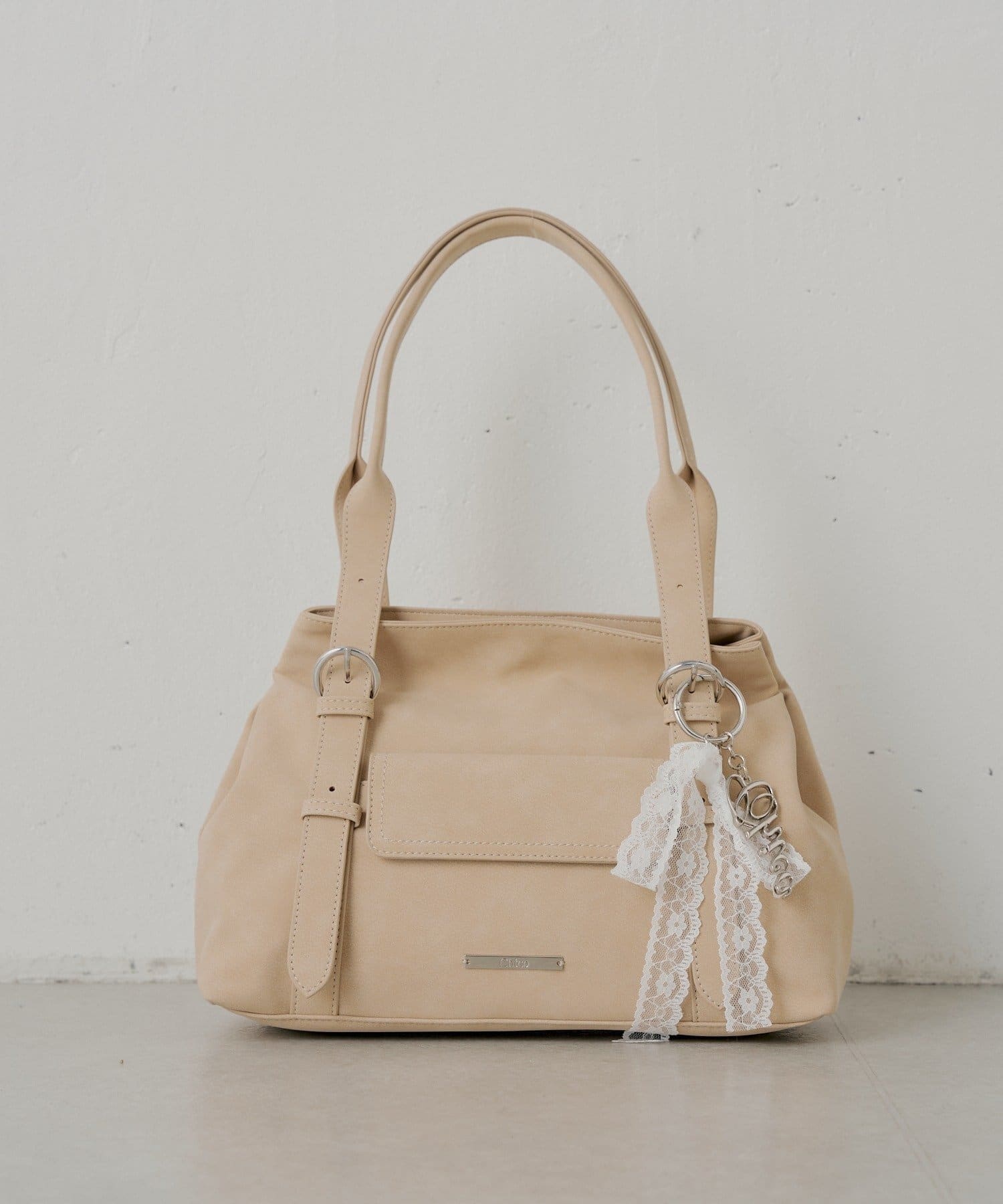[Set Fair Item #11] CHICO belt handle bag with charm - Image 22