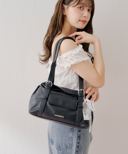 [Set Fair Item #11] CHICO belt handle bag with charm - Image 6