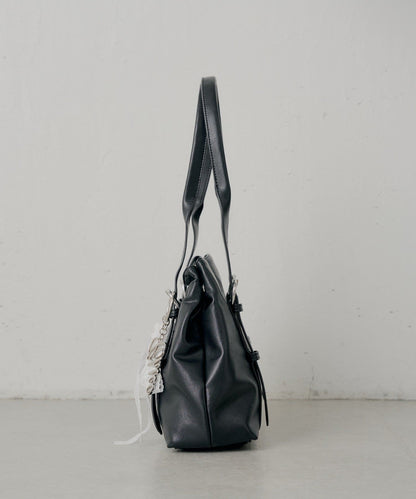 [Set Fair Item #11] CHICO belt handle bag with charm - Image 12