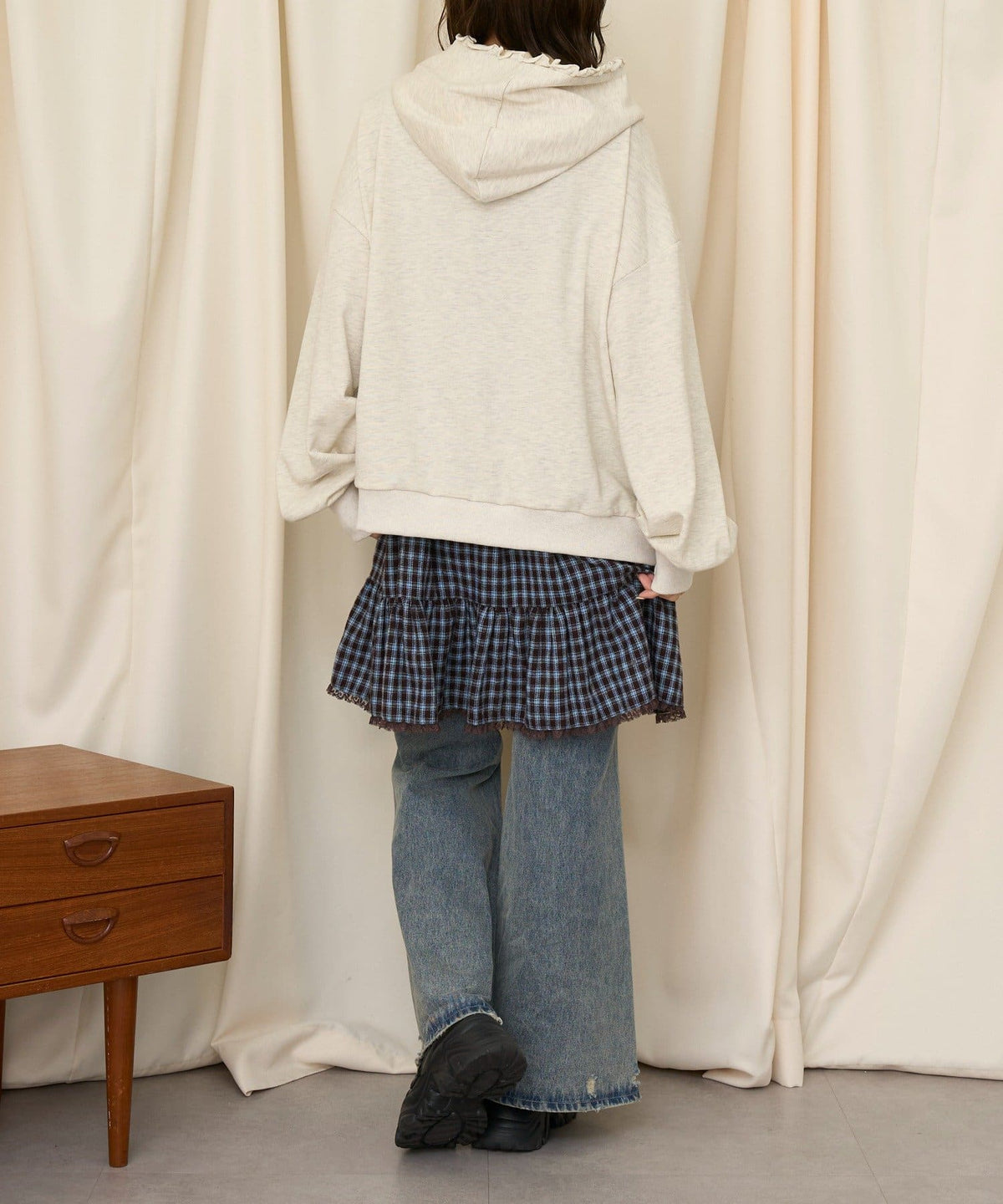 neutral by CIAOPANIC 碎花Logo荷葉邊雙拉鍊連帽Hoodie - Image 18