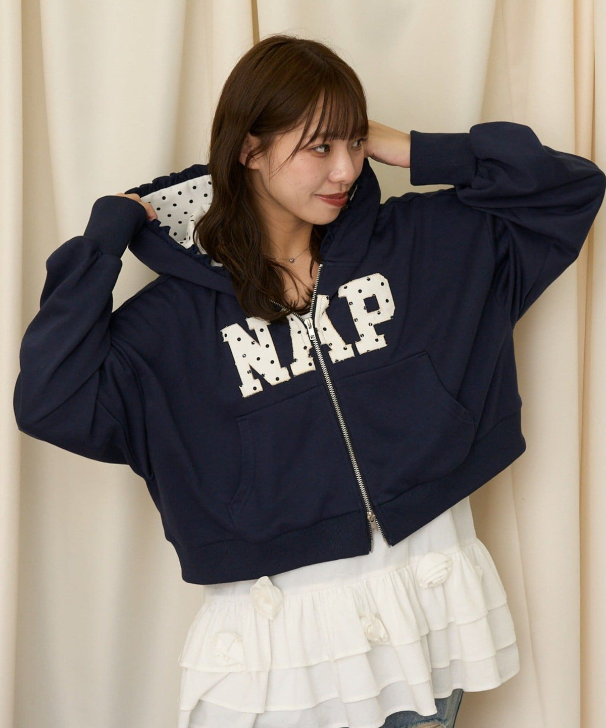 neutral by CIAOPANIC 碎花Logo荷葉邊雙拉鍊連帽Hoodie - Image 2