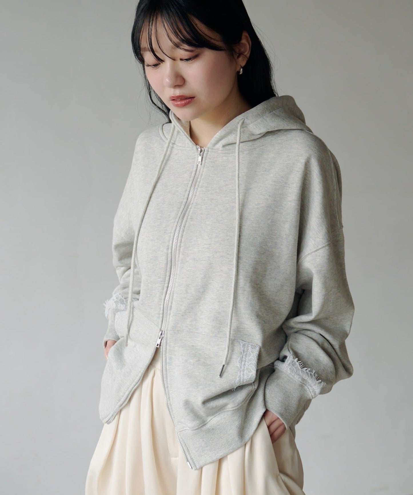 Kastane Lace sweatshirt hoodie - Image 3