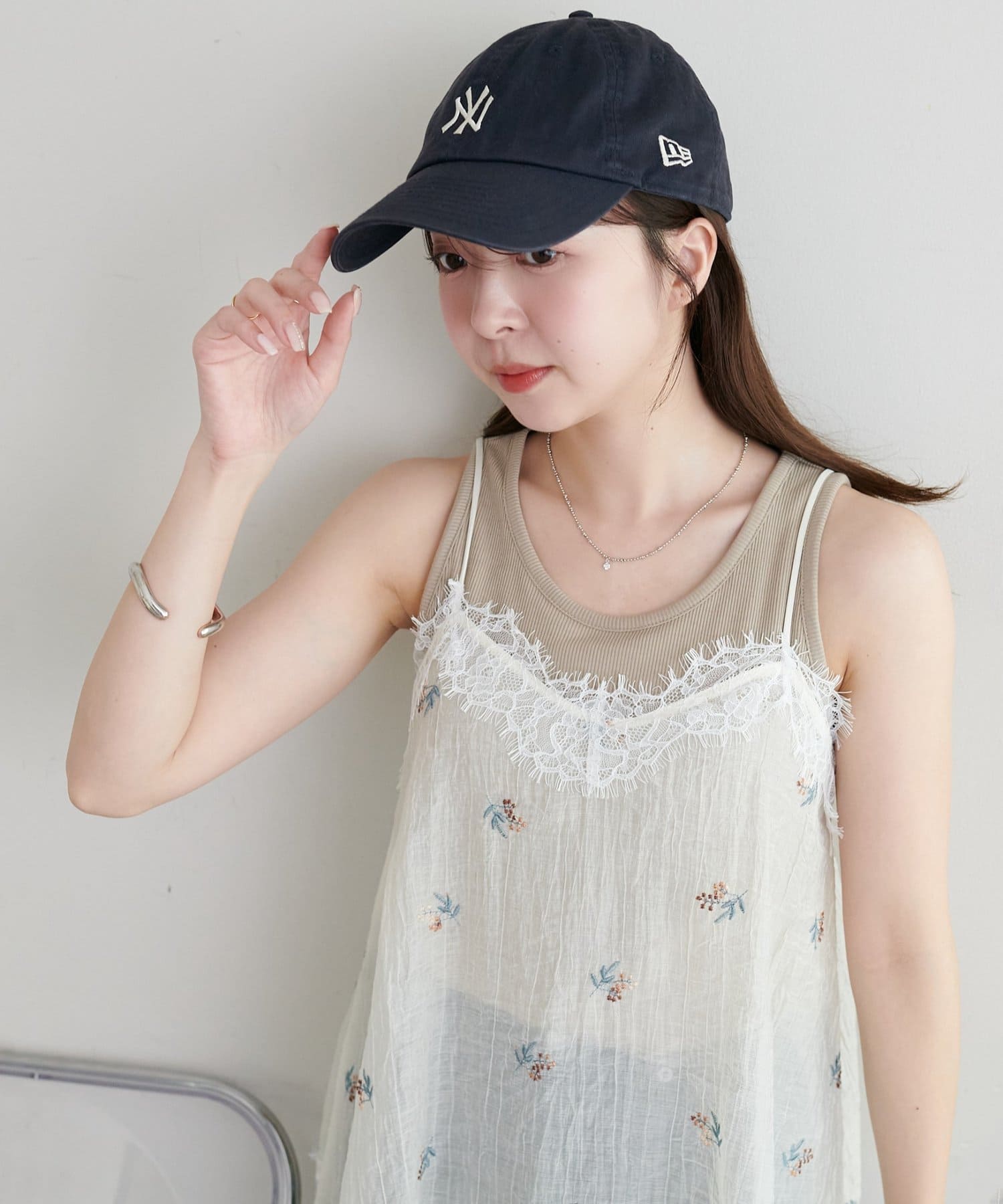 DISCOAT 刺繡薄紗Lace邊吊帶衫 - Image 16