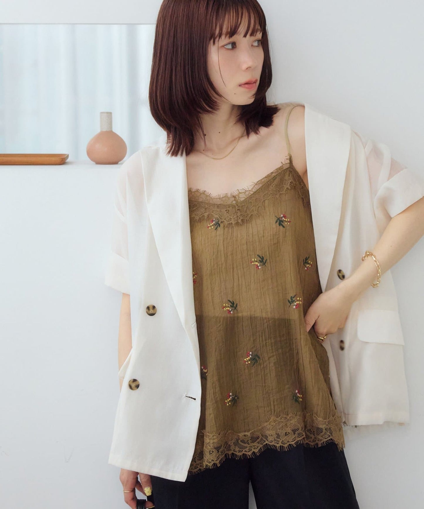 DISCOAT 刺繡薄紗Lace邊吊帶衫 - Image 24