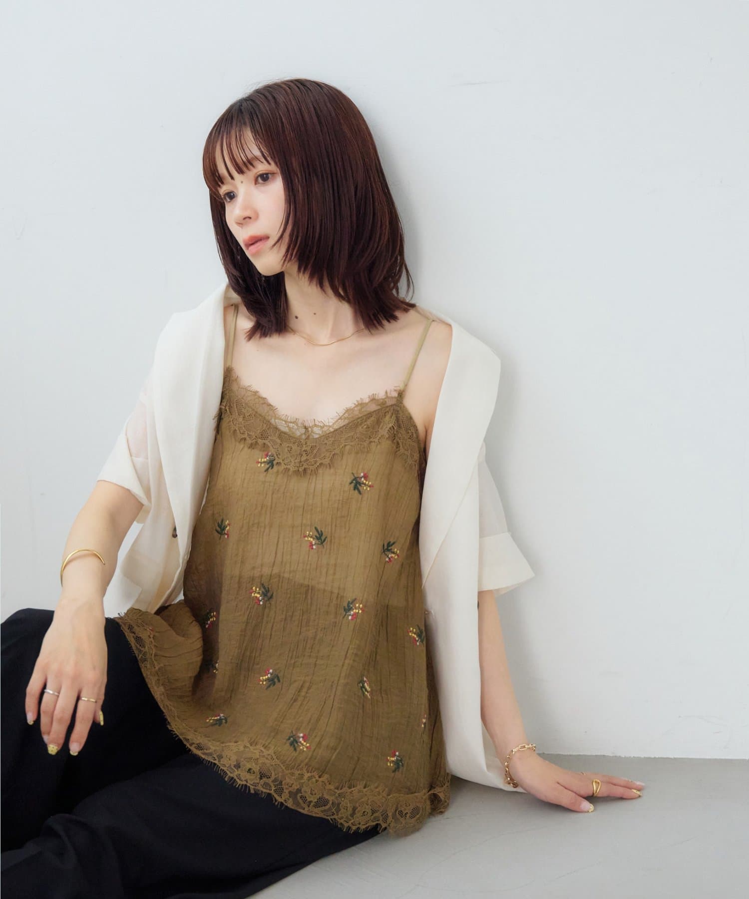 DISCOAT 刺繡薄紗Lace邊吊帶衫 - Image 31