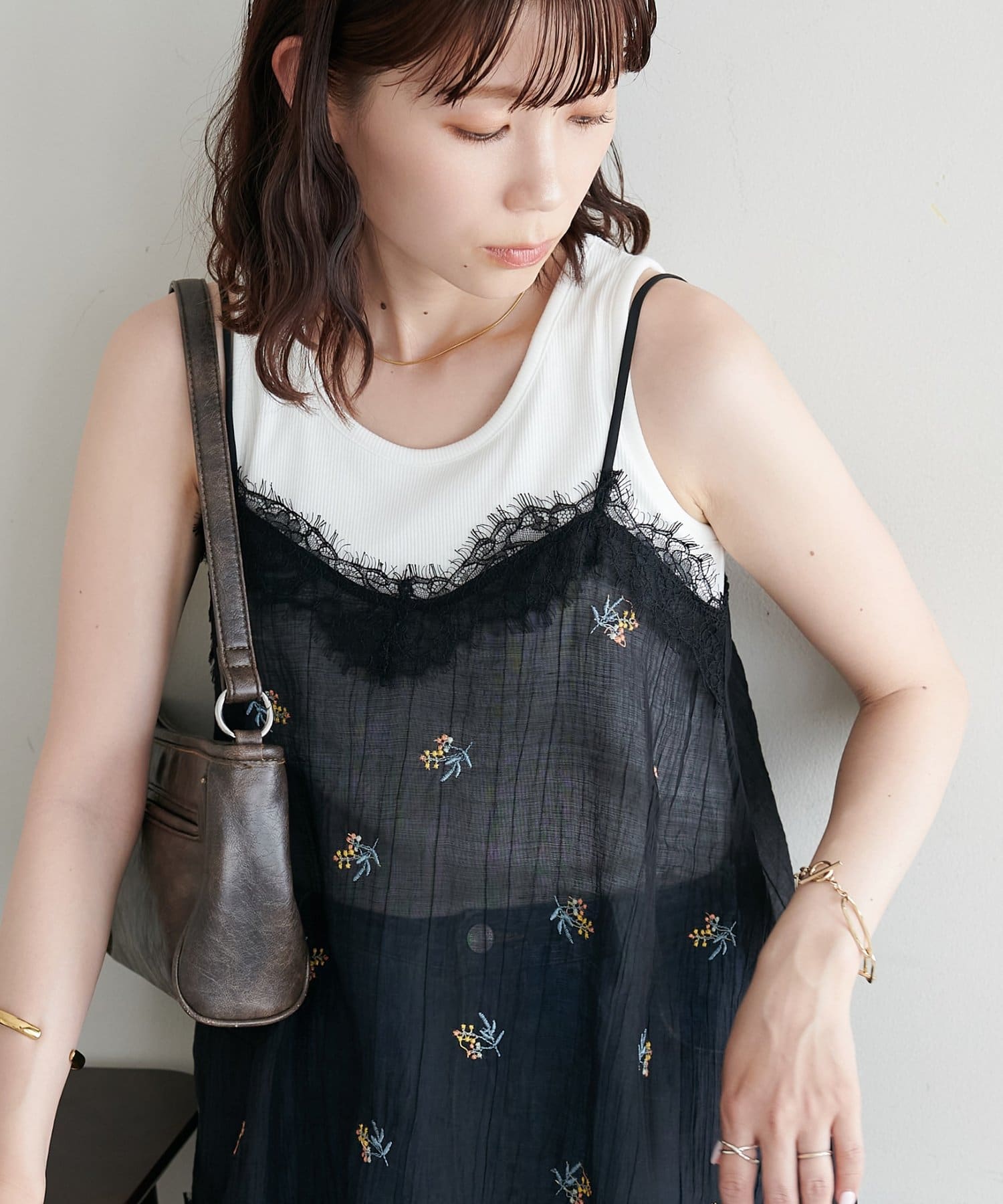 DISCOAT 刺繡薄紗Lace邊吊帶衫 - Image 55