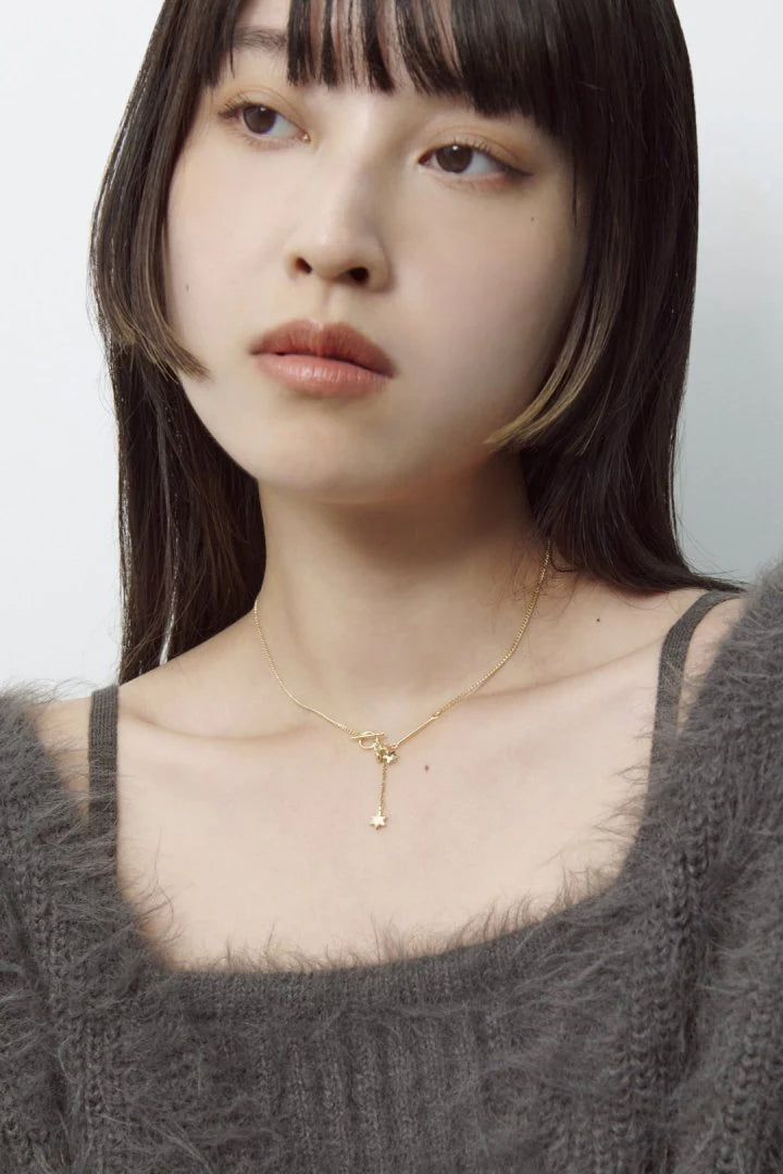 GOLDY Micro asterik necklace