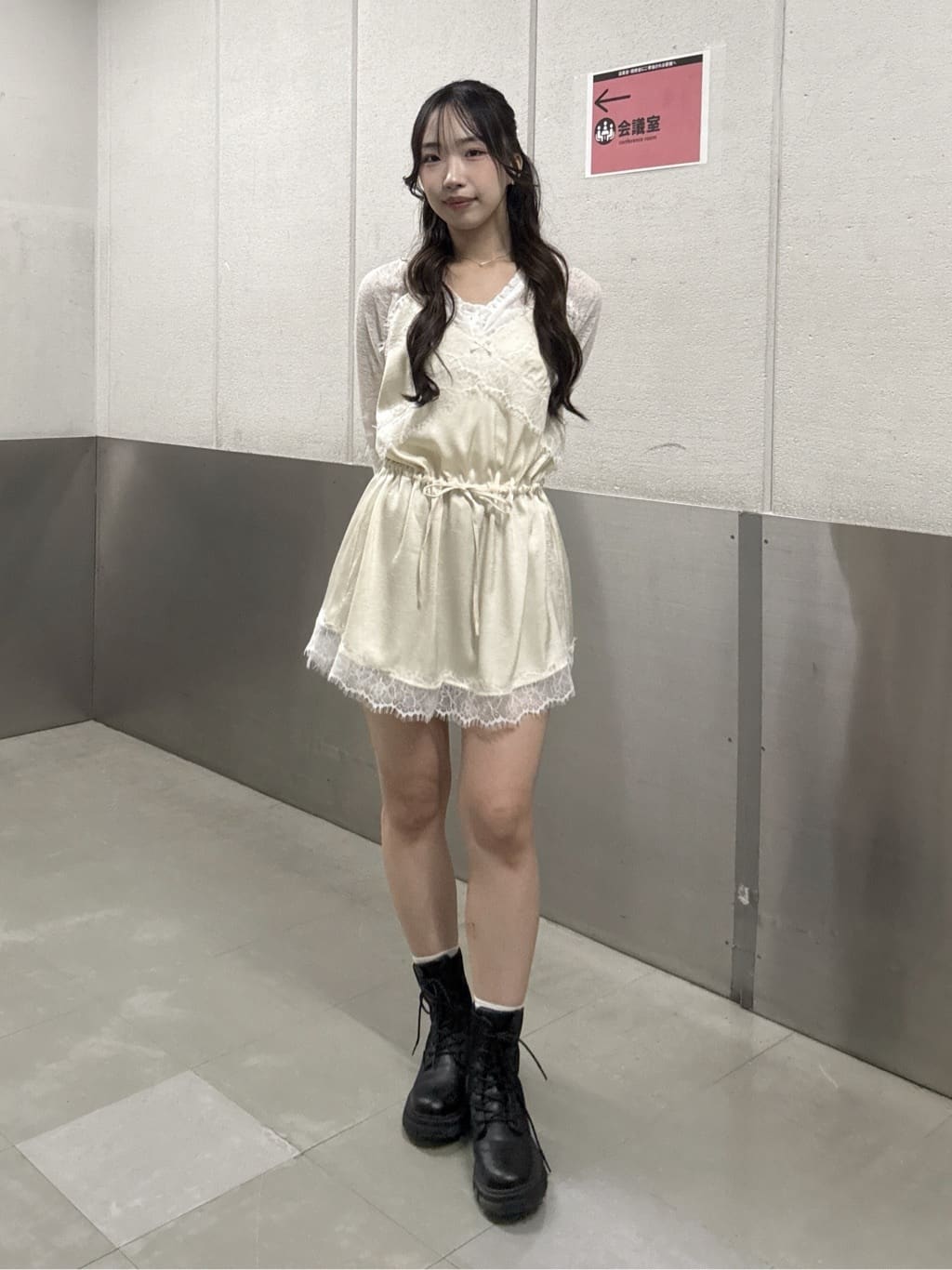 w closet v領Lace 吊帶mini ops - Image 43