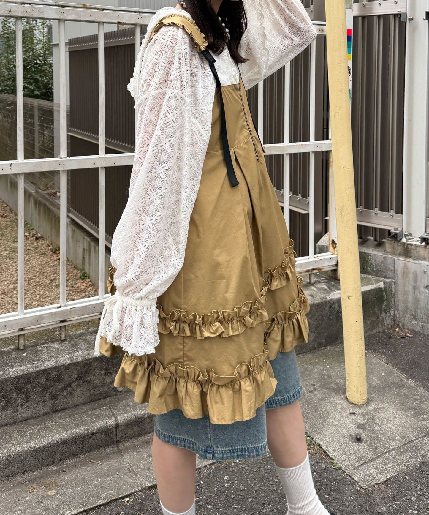 CIAOPANIC 荷葉邊軍裝風中長背帶裙 - Image 7